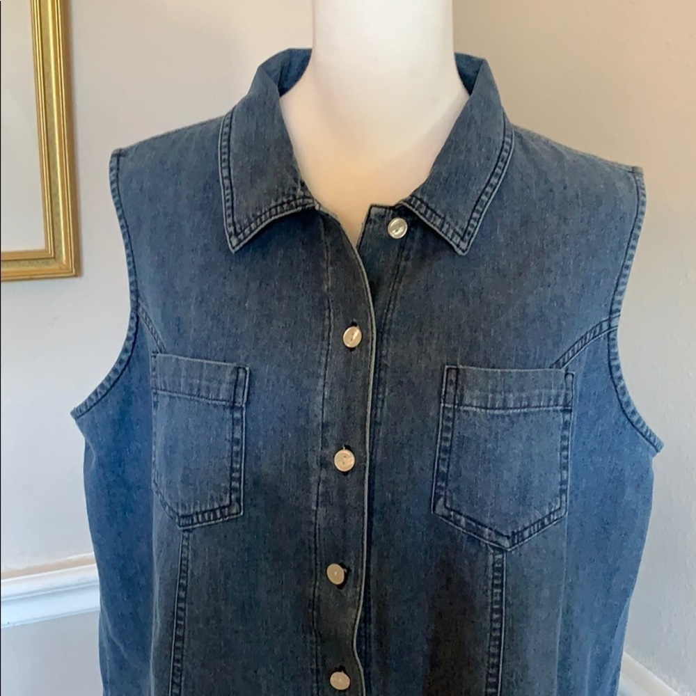 BABY & Me Sleeveless Denim Maternity Top Sz L - Picture 7 of 7
